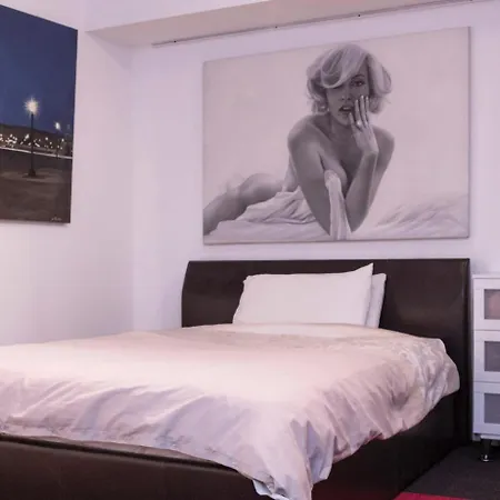Apartment Eiffel Tower / Loft Space