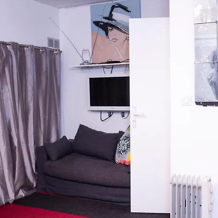 Eiffel Tower / Loft Space *