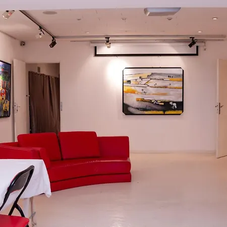 Eiffel Tower / Loft Space Apartment Paris
